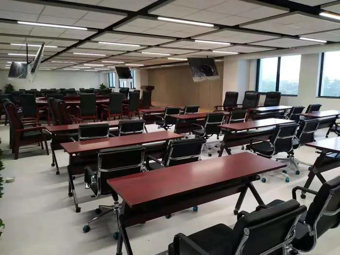 好的會議桌可以影響公司未來發(fā)展，該如何選購呢？
